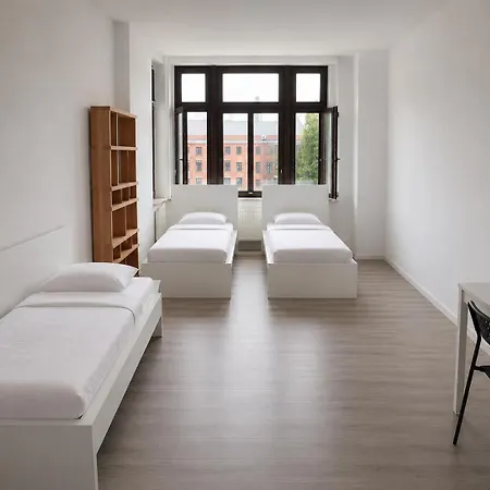 Modern 3br In For 10 Guests Chemnitz