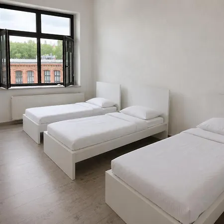 Modern 3br In For 10 Guests Daire Chemnitz